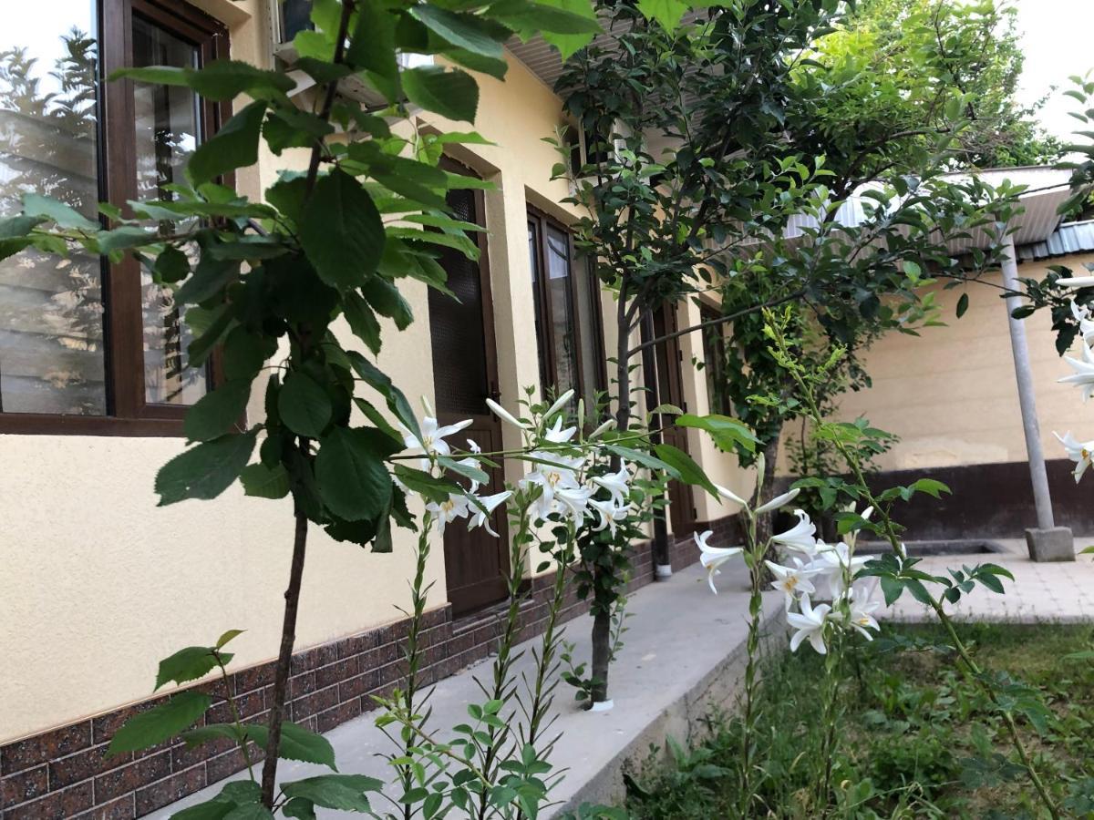 Дом Отель Бадамзар Taškent Exteriér fotografie