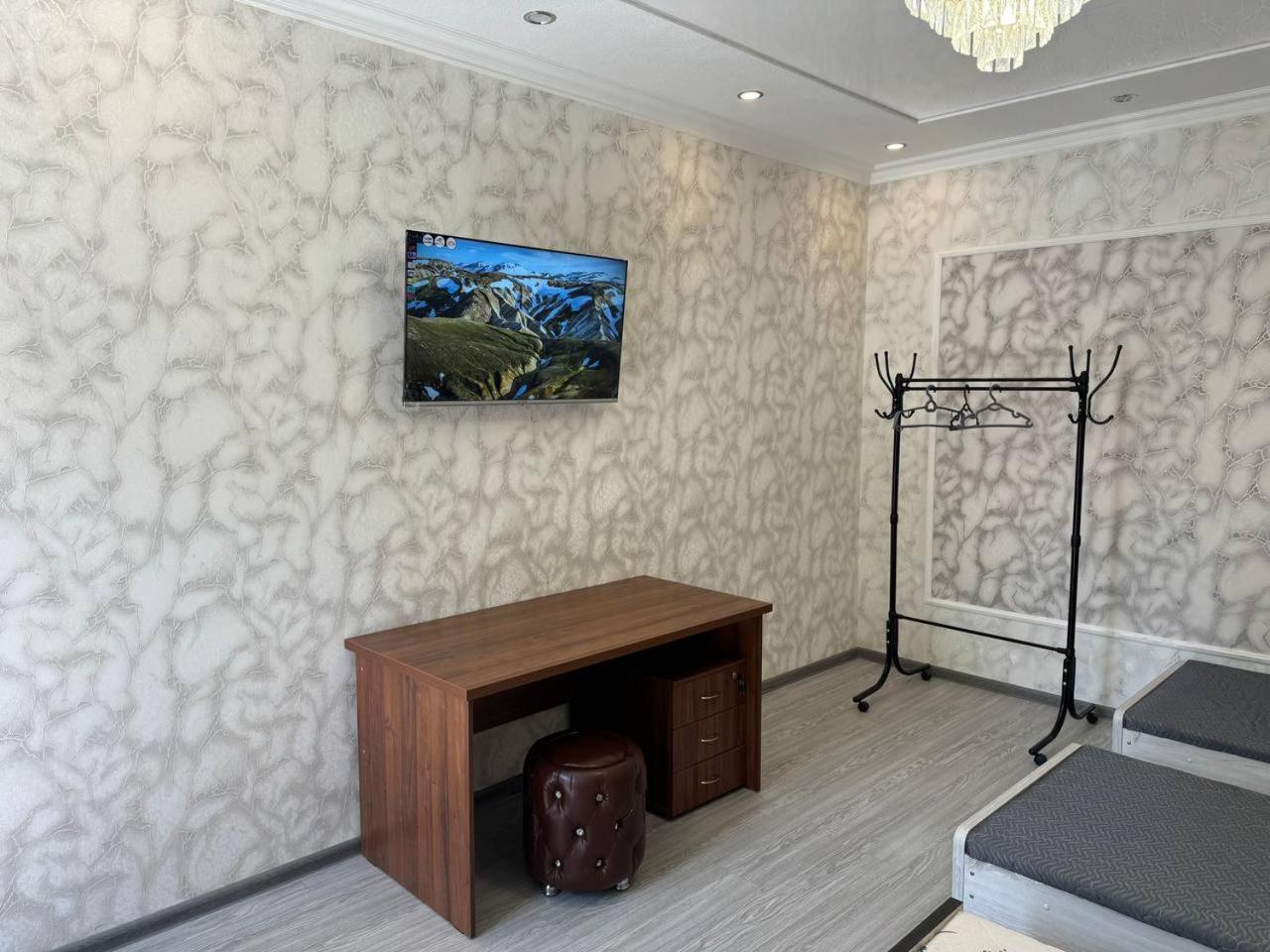 Дом Отель Бадамзар Taškent Exteriér fotografie